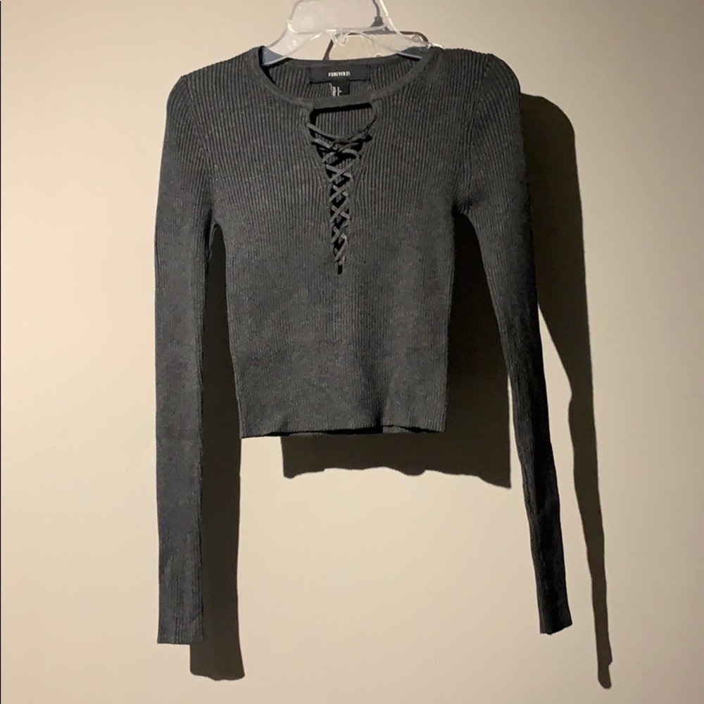 Long Sleeve Gray Crop Top